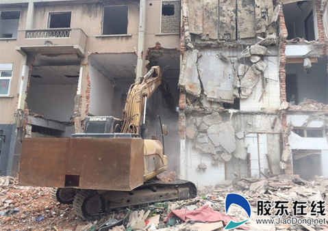 莱阳剧院广场改造打响今年重点项目建设第一枪