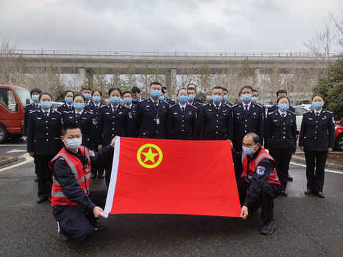 乌机场分公司航空安全保卫部开展“践行雷锋精神助力青春圆梦”主题志愿服务活动