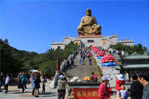 黄金周第二天：有条不紊 游客理性出游时代已经到来