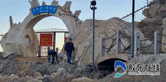 烟台东炮台公园亮化工程收尾   赶时间施工人员起早贪黑