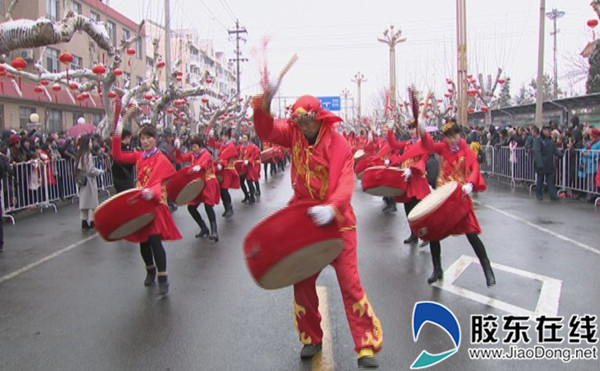 福山区2019年秧歌进城演出现场