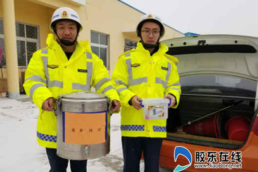 蓬莱路政大队抓好春运期间为民服务工作(图)