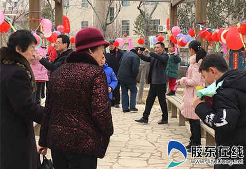 莱州市双语社区举办“闹元宵 猜灯谜”活动(图)