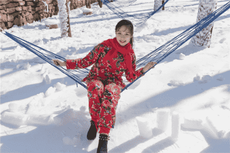 春节去萤火虫水洞 过一个冰雪年